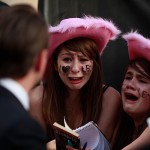 Some slightly disturbing Leo fans...