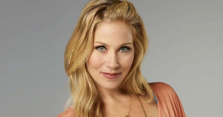 Christina Applegate To Star In Dark Comedy 'Dead To Me' For Netflix