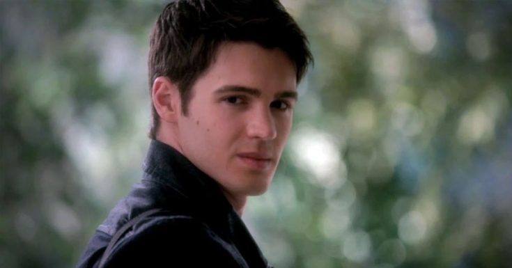 'The Vampire Diaries' Steven R. McQueen To Guest Star As Jeremy In 'Legacies'