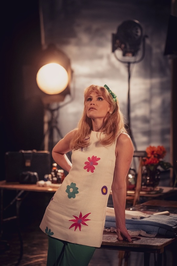 resize_4762_FunnyWoman_290124_1478