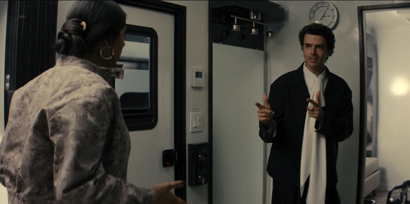 resize_181585_NSFW_105_Still_01_3840x2160_20_R709